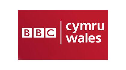Covid: Social care staff in Wales 'exhausted' by pandemic